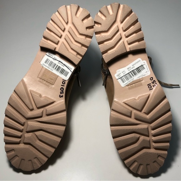 NEW Dolce Vita Utilitarian Huey Hiking Boot in Mushroom Nubuck size 10 - Picture 11 of 15